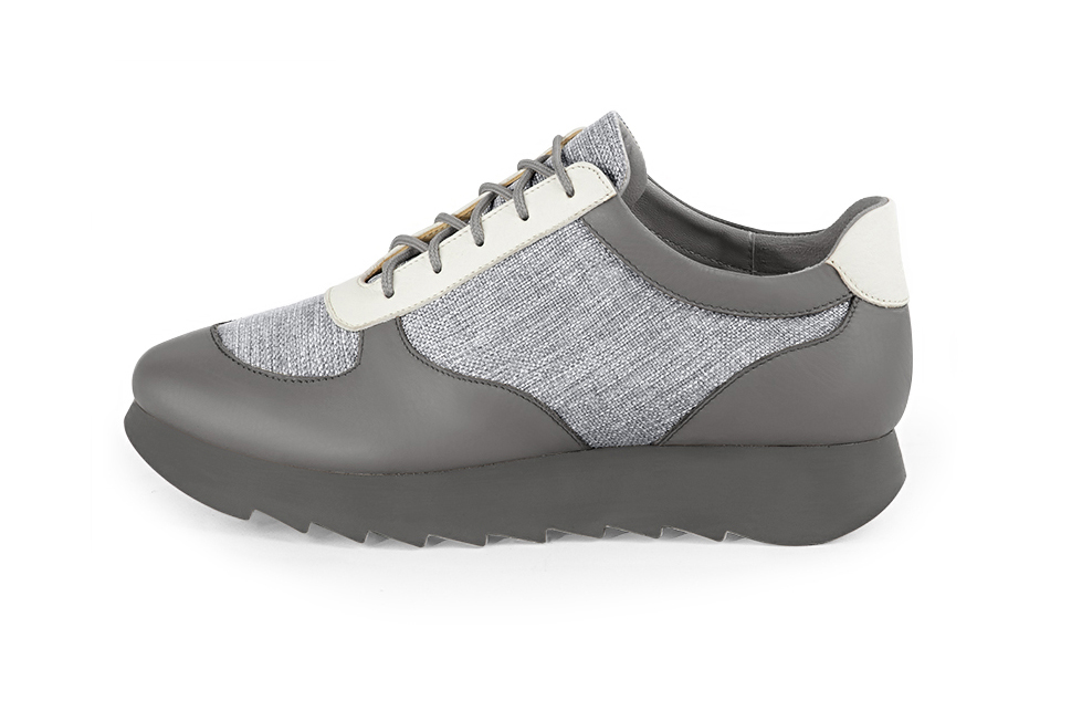 Ash grey and off white women's three-tone elegant sneakers. Round toe. Low rubber soles. Profile view - Florence KOOIJMAN